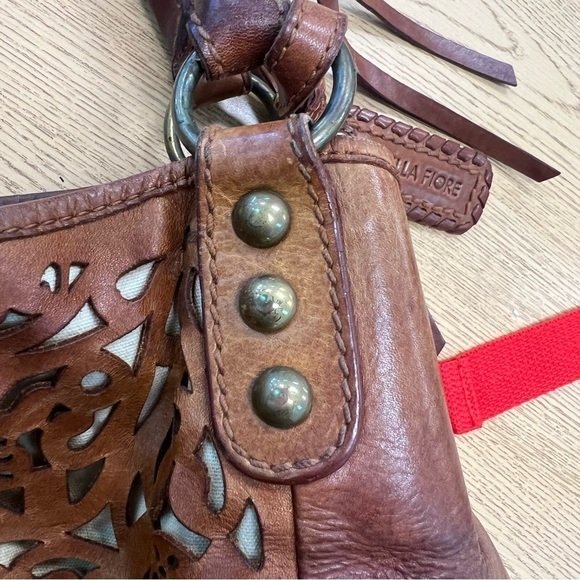 Isabella Fiore Italian leather carry all tote bag - Picture 14 of 15